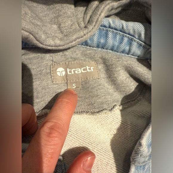 Tractr Denim distressed/Grey Fleece Hooded Jacket (remvble hoodie) Size S (4/5) - Picture 2 of 8